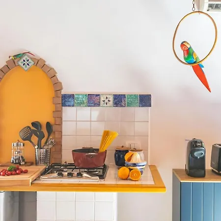 Casa Alambra